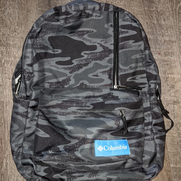 columbia camo backpack